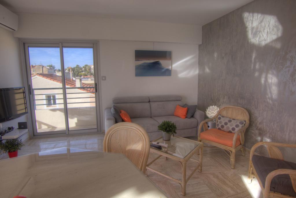 Beau 2 Pieces 3 Etoiles Vue Mer Et Montagnes Garage Prive Cannes Exterior photo